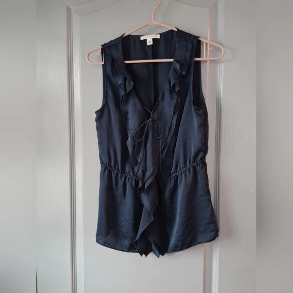 NWOT Banana Republic Sheer And Shiny Ladies Blue Blouse Sz. M. - Picture 10 of 10